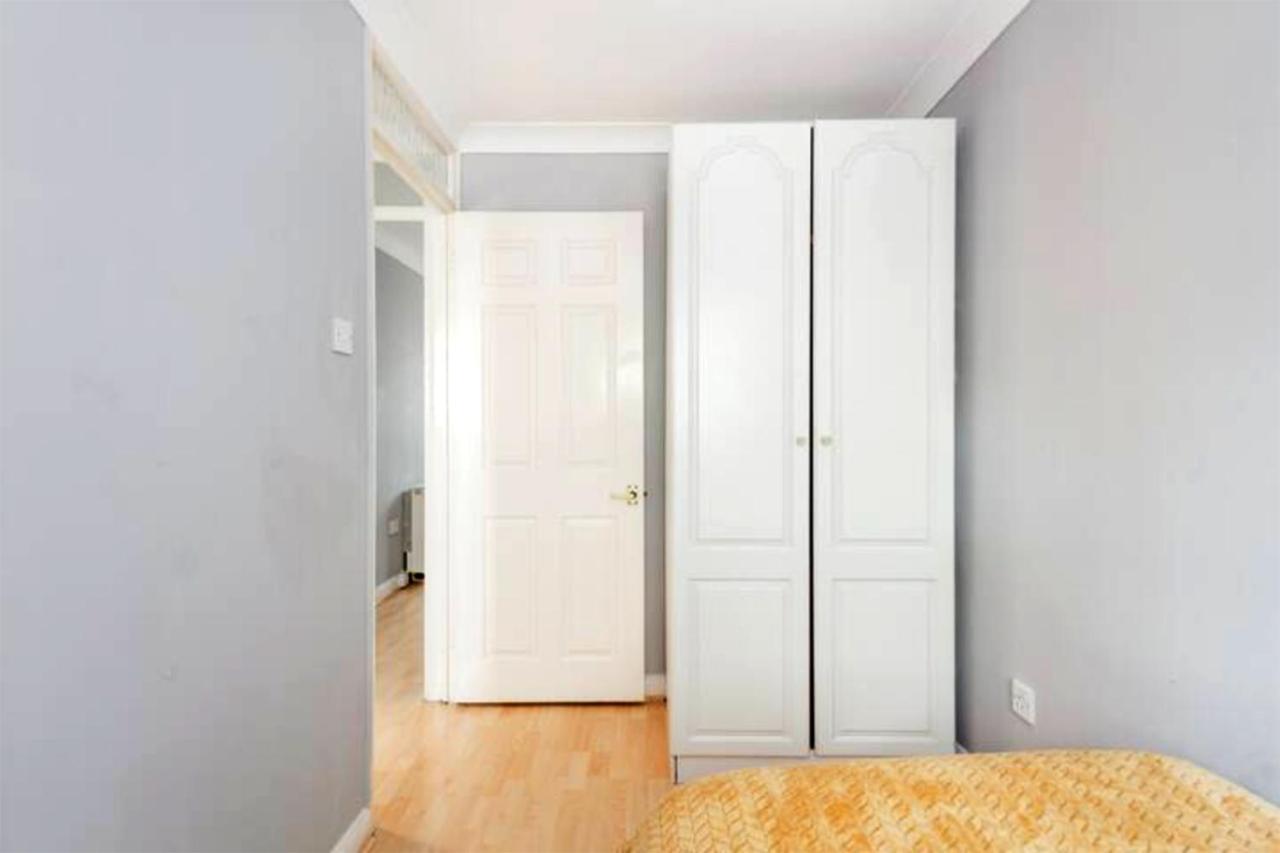 Eagle Drive Apartment เฮนดอน ภายนอก รูปภาพ